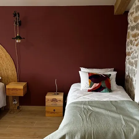 A L'ombre Des Vignes, D'hotes 3 Epis Avec Piscine Pensjonat Poncin